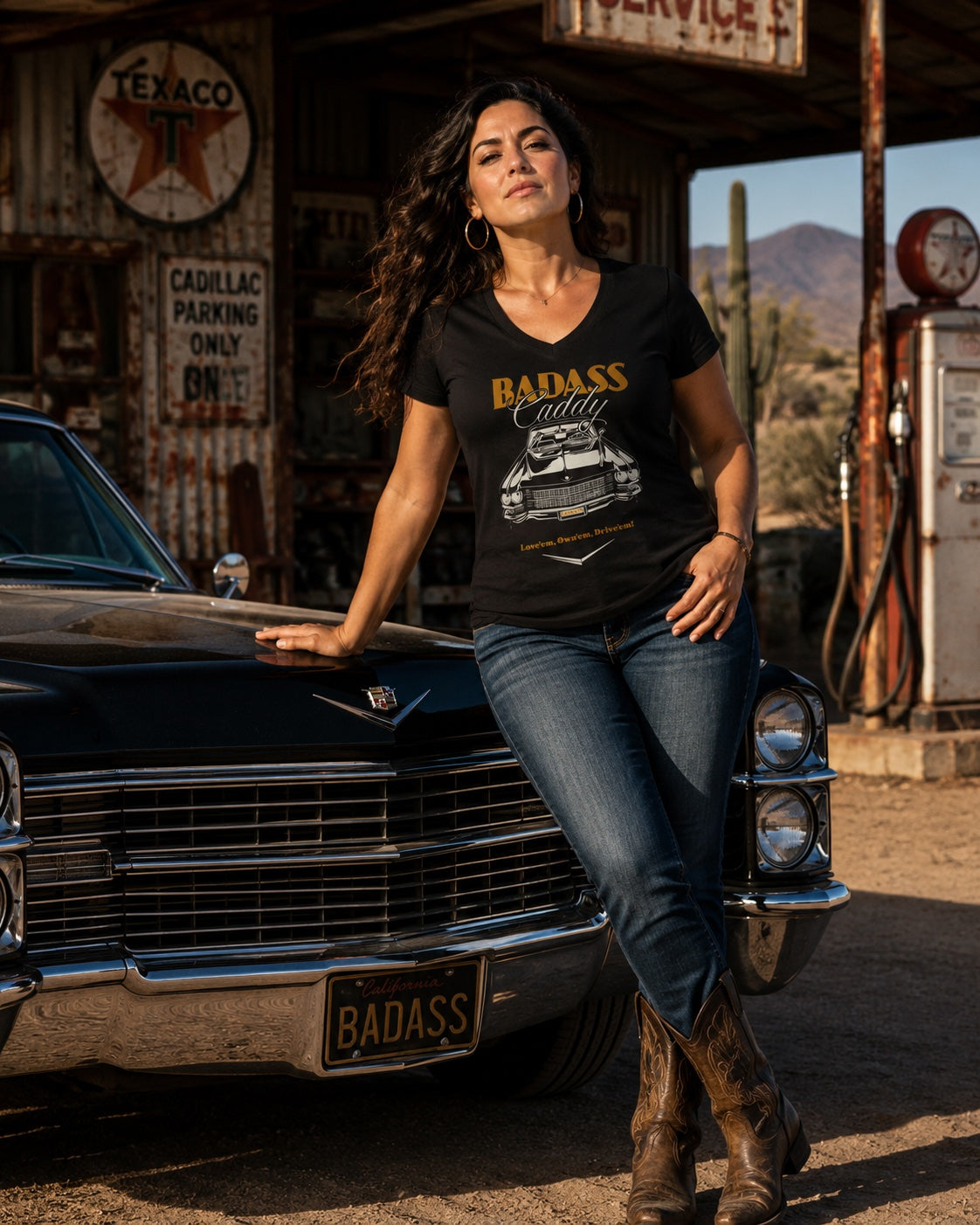Badass Caddy ’63 Coupe Cruiser Women’s V-Neck Tee – Black